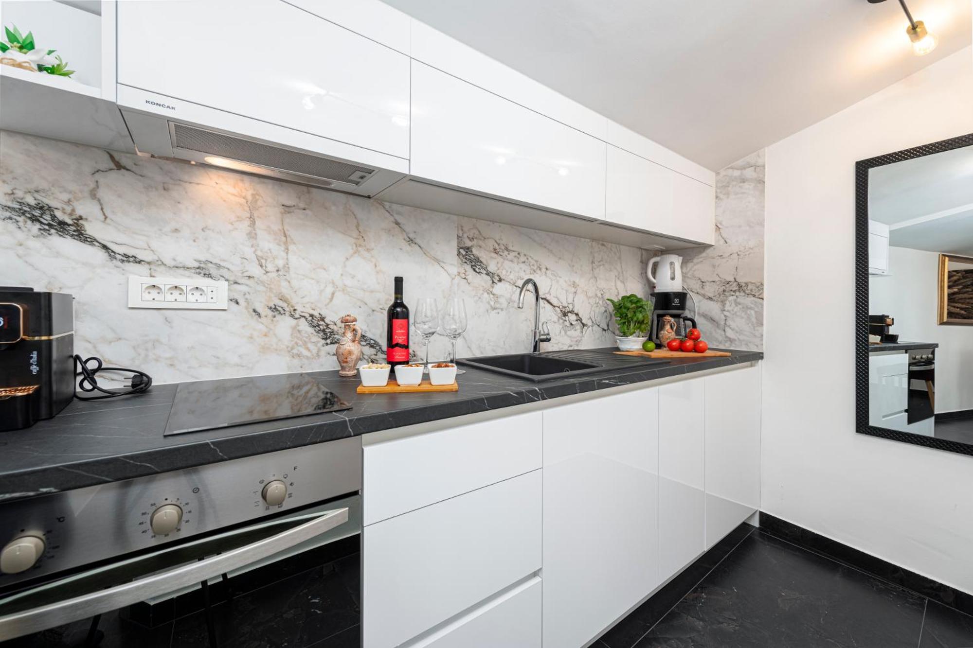 Apartments Nia Deluxe & Elegance ดูบรอฟนิก ภายนอก รูปภาพ